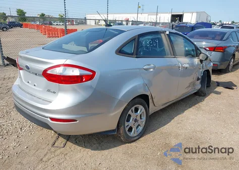 2015 Ford Fiesta Se из США, поврежденный, VIN 3FADP4BJ2FM199414